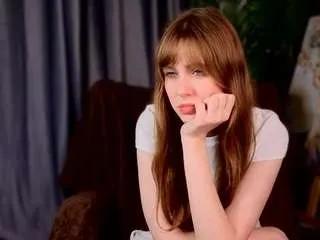 Freechat meghangouin on CamSoda