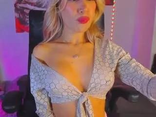 meghanwolf on CamSoda 