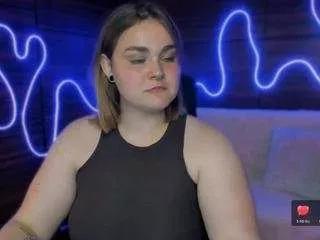 melani-first on CamSoda 