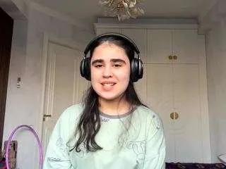 Freechat melinabisio on CamSoda