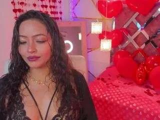 mia-jonsonn on CamSoda 
