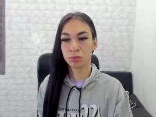 mia-thompson-1 on CamSoda 