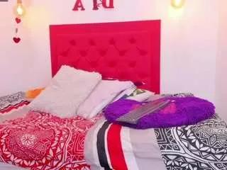 mia-thompson-1 on CamSoda 