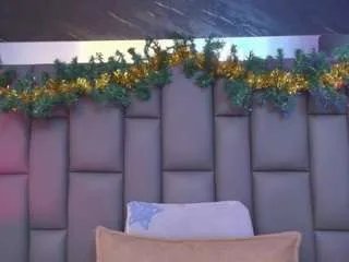 Freechat miaabrownn on CamSoda