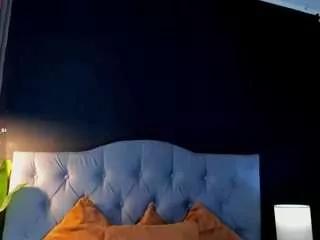 miacoxsex on CamSoda 