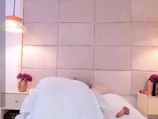mialourense on CamSoda 