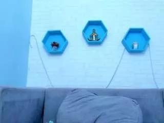 miaquevedo on CamSoda 