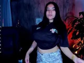 Freechat michael-greyy on CamSoda