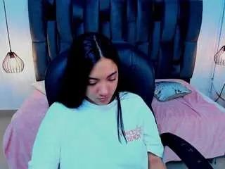 Freechat michael-greyy on CamSoda