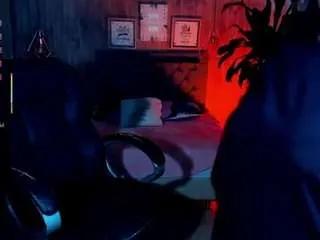 Freechat michael-greyy on CamSoda