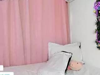 mikitourab on CamSoda 