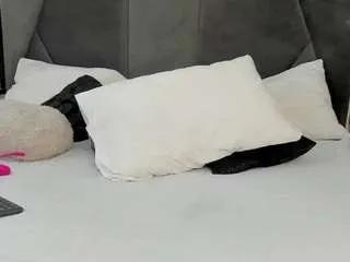 Offline milaadams on CamSoda