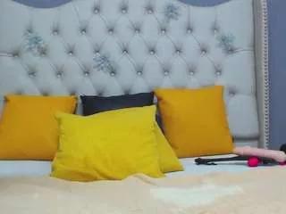 milan-sweett on CamSoda 
