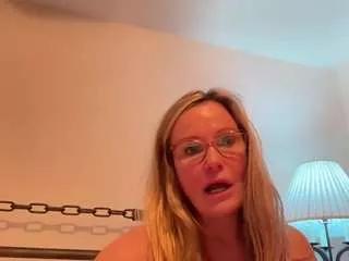 milf-goddess on CamSoda 
