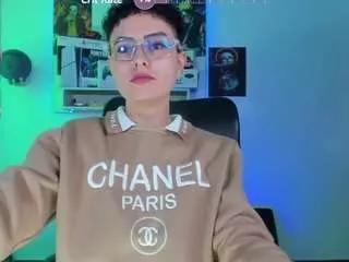 milley-rose on CamSoda 