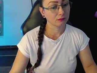 Offline milly-sanchez on CamSoda