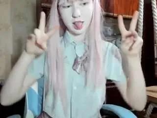 Freechat mily-lav on CamSoda