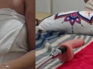 mirelli-g on CamSoda 