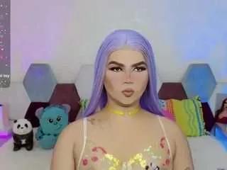 miss-adriana on CamSoda 