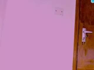 Offline missassmatica on CamSoda