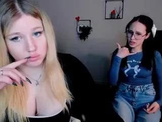 mona-cloud on CamSoda 