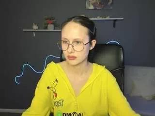 mona-cloud on CamSoda 