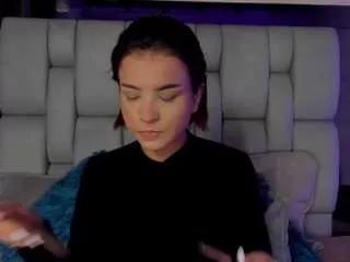 monicarocha on CamSoda 