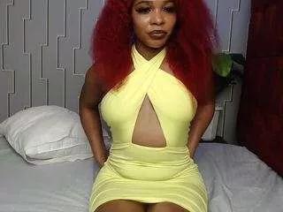 monique360 on CamSoda 