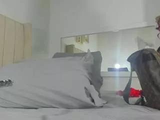 monthblack on CamSoda 