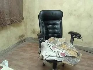 Offline mynastyfucker on CamSoda