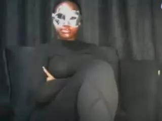mysteriousgoddessss on CamSoda 