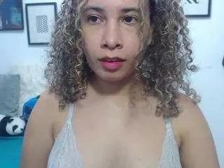 nadiablack on CamSoda 
