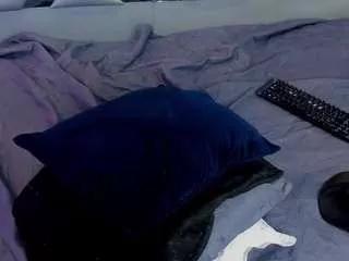 nahomii-hill on CamSoda 