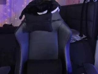 Freechat nanaleon on CamSoda