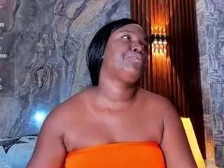 naomhy on CamSoda 