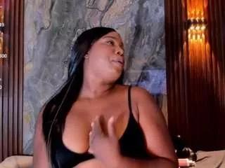 naomhy on CamSoda 