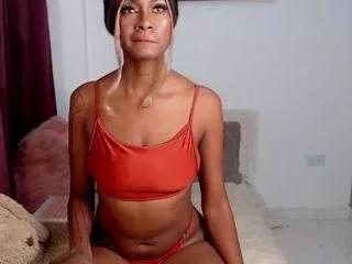 nastybrunette on CamSoda 