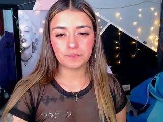 natacha-dallas on CamSoda 