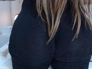 Offline natalygomez on CamSoda