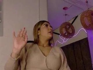 Offline natashaa-black on CamSoda