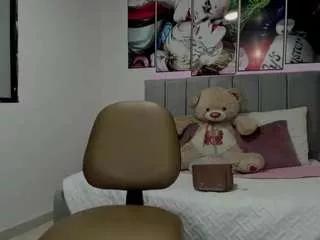 natty-joness on CamSoda 