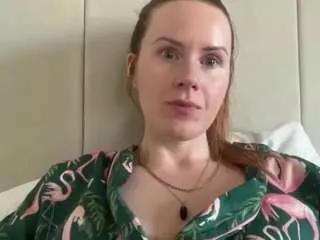 naughty-rosie on CamSoda 