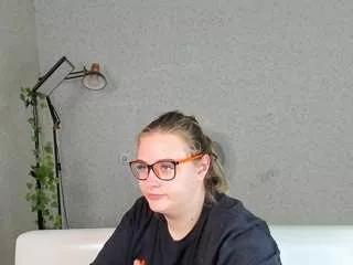 naughtycharming on CamSoda 