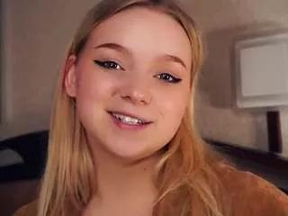 neldabeames on CamSoda 