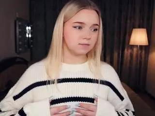 neldabeames on CamSoda 