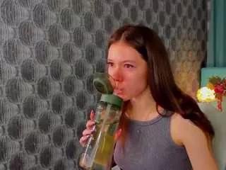 nicole-charm on CamSoda 