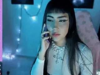 Freechat nicolle-lee on CamSoda