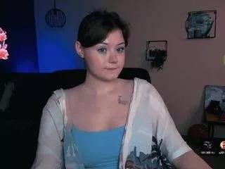 nikol-kitt on CamSoda 