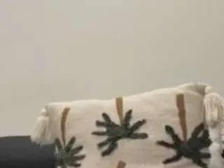 Offline niviawolfe on CamSoda