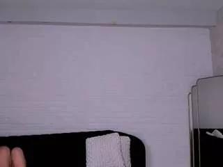 nora-sanz on CamSoda 